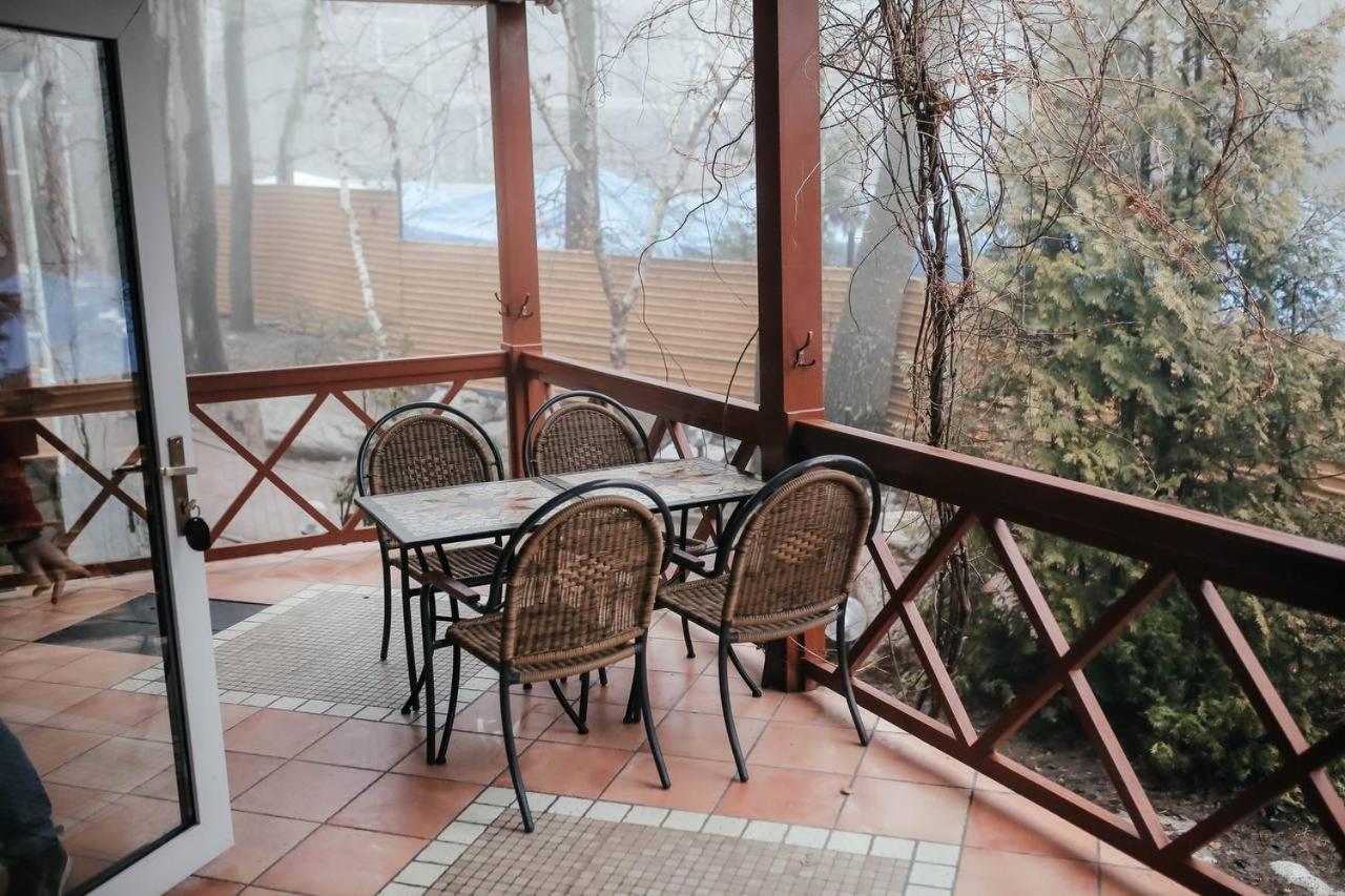 Тау-House Hotel Kok-Shoky Exterior photo